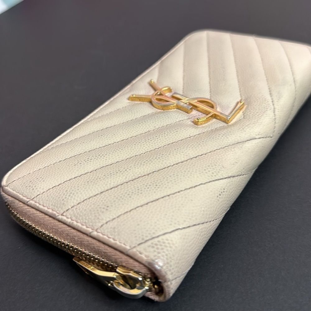 💯Authentic YSL Full Zipped Long Wallet🍀 - Picture 11 of 17